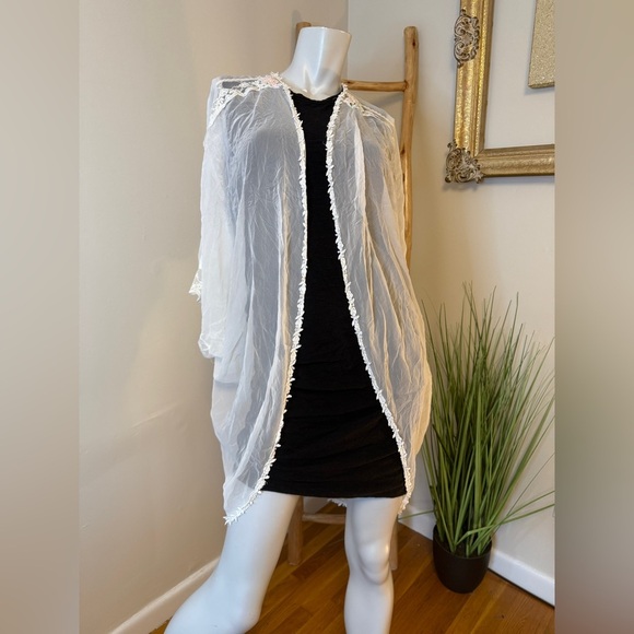 VICTORIAS SECRET VINTAGE DEAD STOCK!!! SHEET KIMONO ROBE SMALL PETITE WHITE